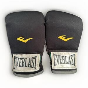 Everlast Everfresh Boxing Training Sparing Gloves Size S/M Made Of Neoprene